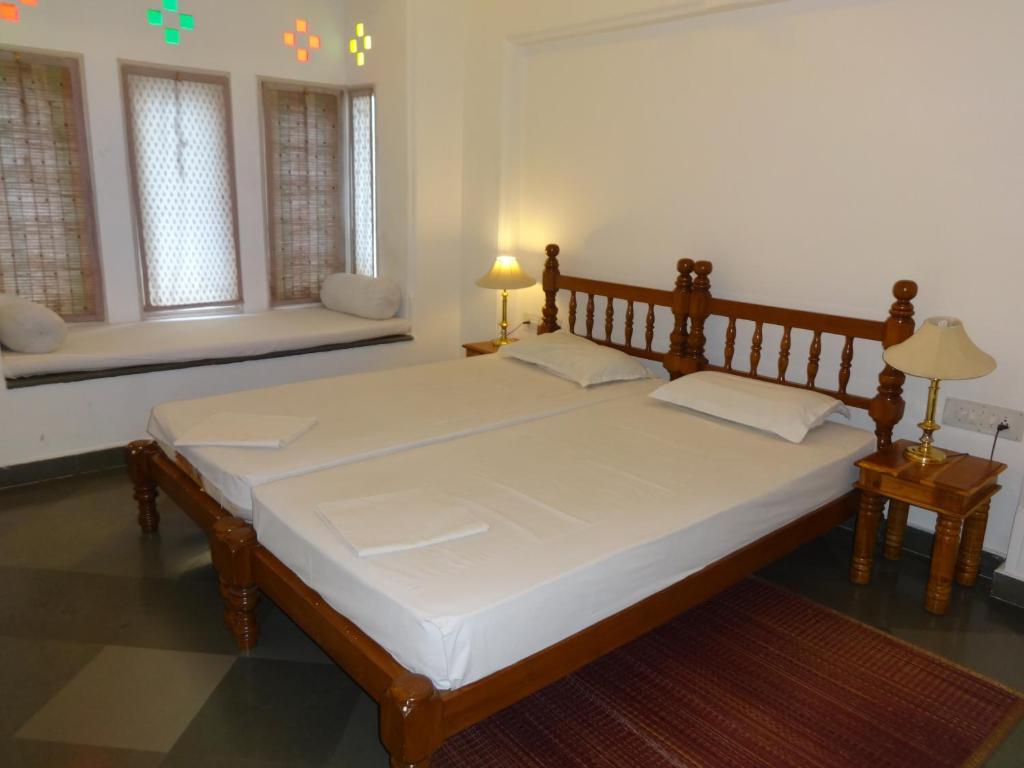 Aashiya Haveli Hotel Udaipur Room photo